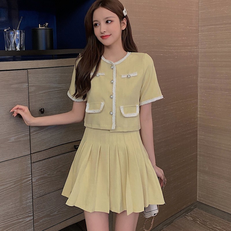Korean Summer Sweet Two Piece Set Women Short Sleeve Crop Top + Mini Pleated Skirt Female Fashion Student Outfits 210518