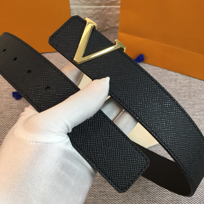 Mens Designer Belt Classic Belts For Women Luxurys Gilded Buckle Letter Genuine Leather Men Fashion Brands Waistband 4.0cm Ceinture Suvoe, With box
Mens Designer Belt Classic Belts For Women Luxurys Gilded Buckle Letter Genuine Leather Men Fashion Brands Waistband 4.0cm Ceinture Suvoe, With box