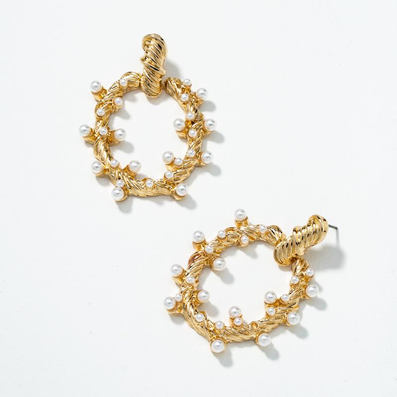 Dangle & Chandelier Trendy Gold Twist Round Irregular Drop Earring Vintage Imitation Pearl Geometry Earrings For Women Boucle D'oreille
Dangle & Chandelier Trendy Gold Twist Round Irregular Drop Earring Vintage Imitation Pearl Geometry Earrings For Women Boucle D'oreille