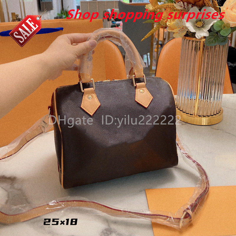 20SS Popular money Fashion high quality Lou vdeng women's bag retro luxury designer original leather messenger double shoulder zipper portable beauty suit grab SS, Split
20SS Popular money Fashion high quality Lou vdeng women's bag retro luxury designer original leather messenger double shoulder zipper portable beauty suit grab SS, Split