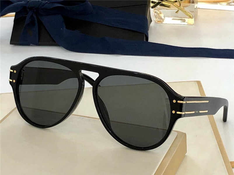 Summer Sunglasses For Men and Women style A1U Anti-Ultraviolet Retro Plate Oval Full Frame fashion Eyeglasses Random Box
Summer Sunglasses For Men and Women style A1U Anti-Ultraviolet Retro Plate Oval Full Frame fashion Eyeglasses Random Box
