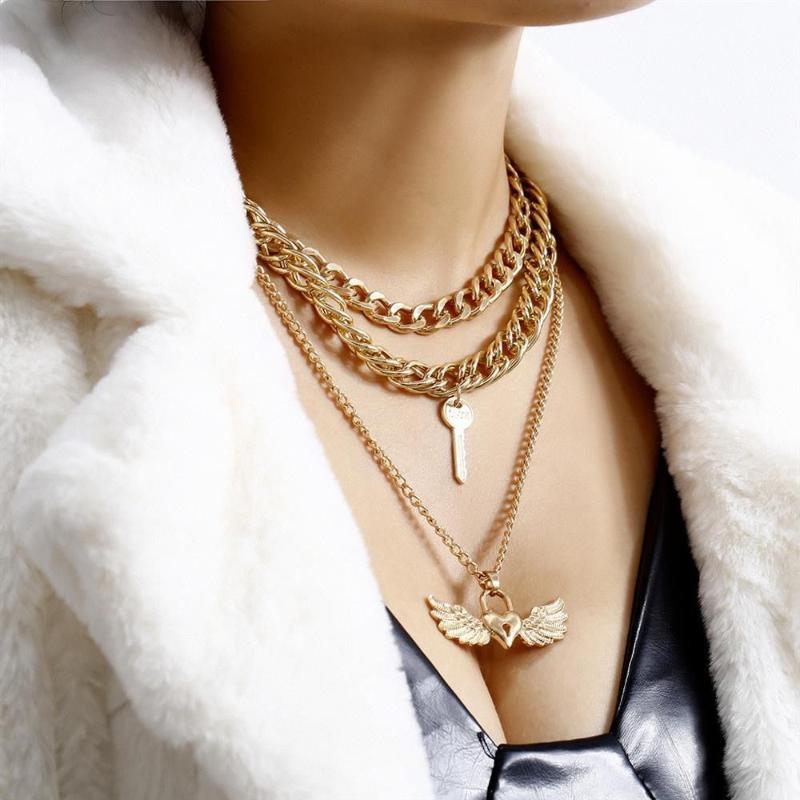 Pendant Necklaces RUI JIA DUSK Necklace Personality Exaggerated LOVE Peach Heart Lock Cool Girl Retro Simple Multilayer Body Chain
Pendant Necklaces RUI JIA DUSK Necklace Personality Exaggerated LOVE Peach Heart Lock Cool Girl Retro Simple Multilayer Body Chain