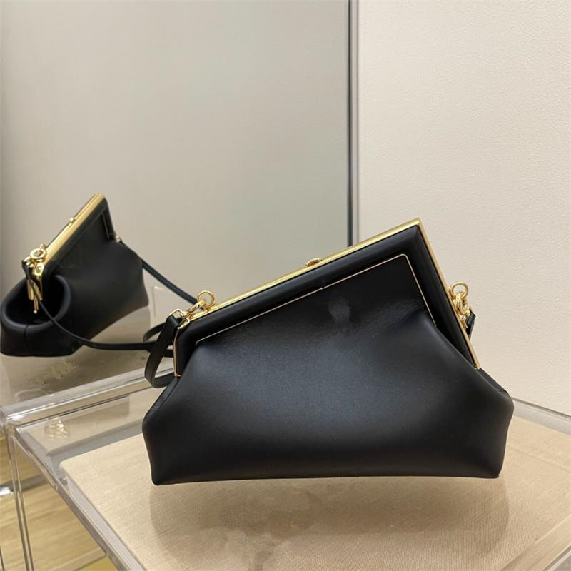 Black Brown leather bag soft caramel lambskin buckle iconic clutch bags portable shoulder size 26x9.5x18cm
Black Brown leather bag soft caramel lambskin buckle iconic clutch bags portable shoulder size 26x9.5x18cm