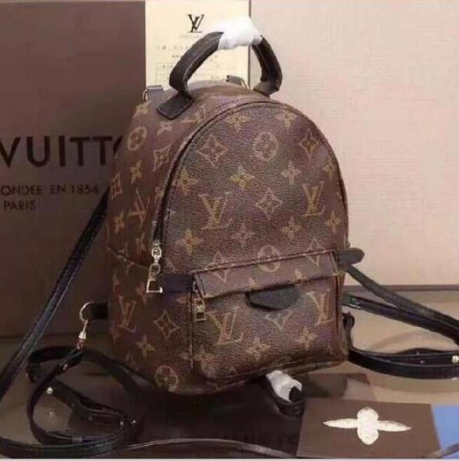 LV LOUIS PALM SPRINGS Mini Backpack VITTON High Quality Shoulder Bags Designer Travel Messenger Bag Purse Lady School Bag MICHAEL Tote VUTTON, Red;black
LV LOUIS PALM SPRINGS Mini Backpack VITTON High Quality Shoulder Bags Designer Travel Messenger Bag Purse Lady School Bag MICHAEL Tote VUTTON, Red;black