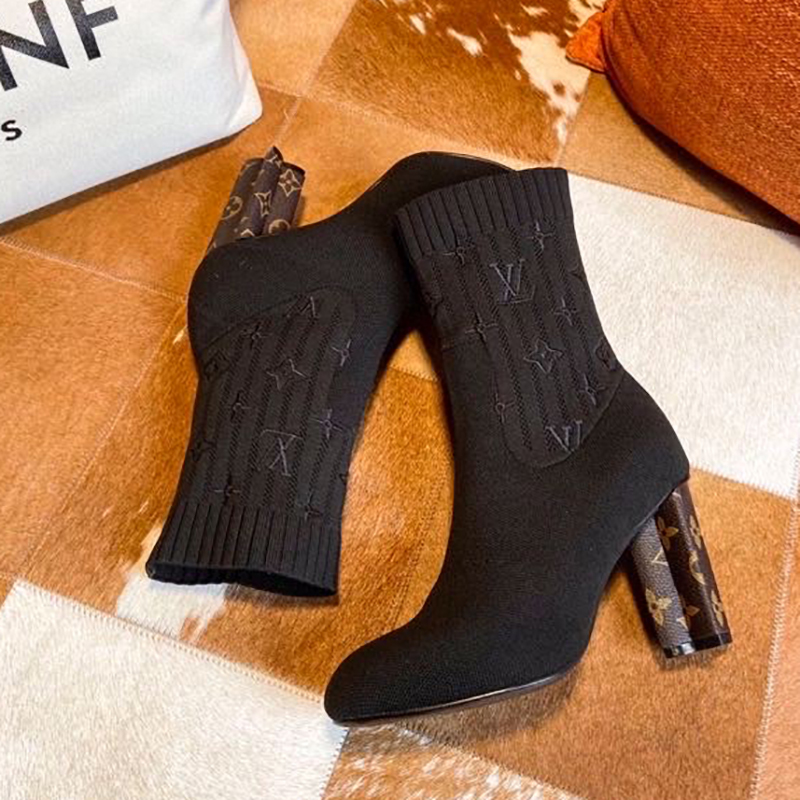 Best Silhouette Ankle Boot Women High Heel Stretch Socks Boots and Flat Sock Sneaker Boot Luxury Sexy Lady Dress Shoes With box
Best Silhouette Ankle Boot Women High Heel Stretch Socks Boots and Flat Sock Sneaker Boot Luxury Sexy Lady Dress Shoes With box