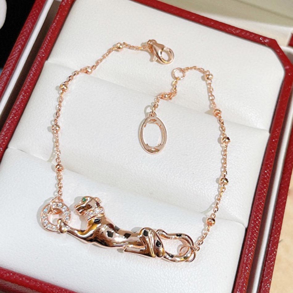 carti love bracelet luxurious Jewelry Bracelets Charm The spotted leopard is studded with diamonds 128426
carti love bracelet luxurious Jewelry Bracelets Charm The spotted leopard is studded with diamonds 128426