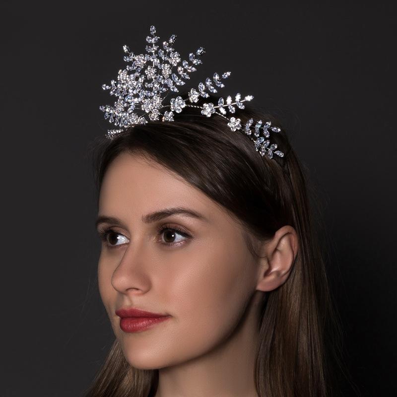 Hair Clips & Barrettes 3A Zircon Bridal Crown Headband Wedding Hairband Jewelry Leaf Tiaras Dress Accessories HQ0206, Golden;silver
Hair Clips & Barrettes 3A Zircon Bridal Crown Headband Wedding Hairband Jewelry Leaf Tiaras Dress Accessories HQ0206, Golden;silver