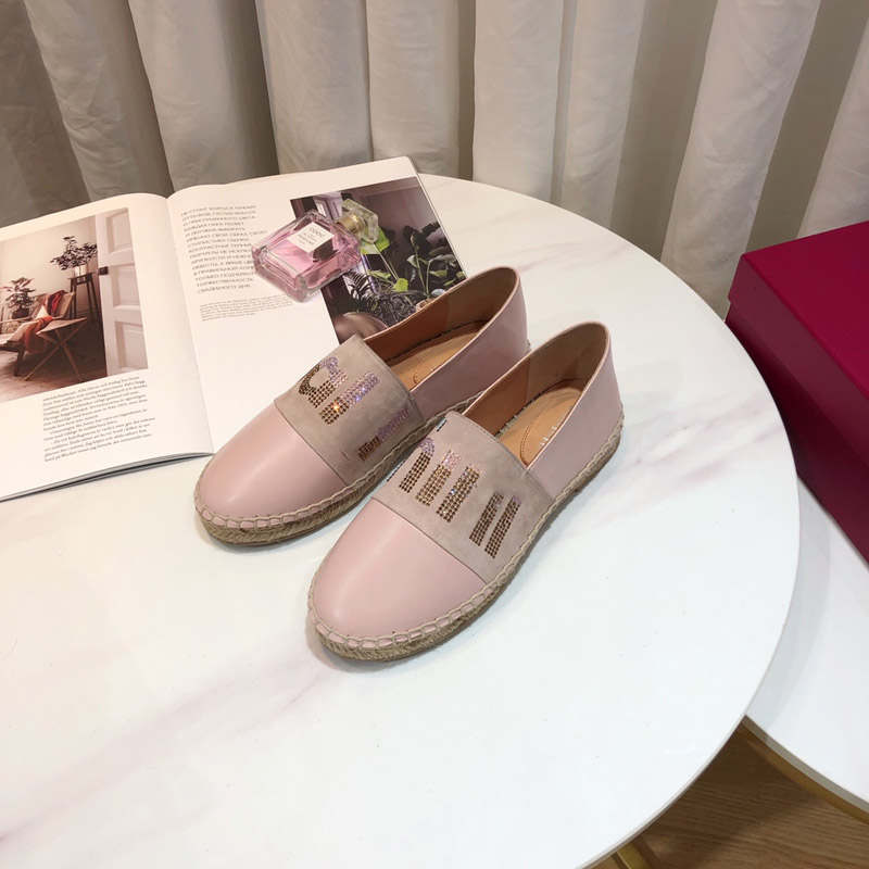 2021 fisherman ladies sale fashion casual shoes laser tail graffiti luxury elegant classic sexy designer 35-40 head, Black
2021 fisherman ladies sale fashion casual shoes laser tail graffiti luxury elegant classic sexy designer 35-40 head, Black