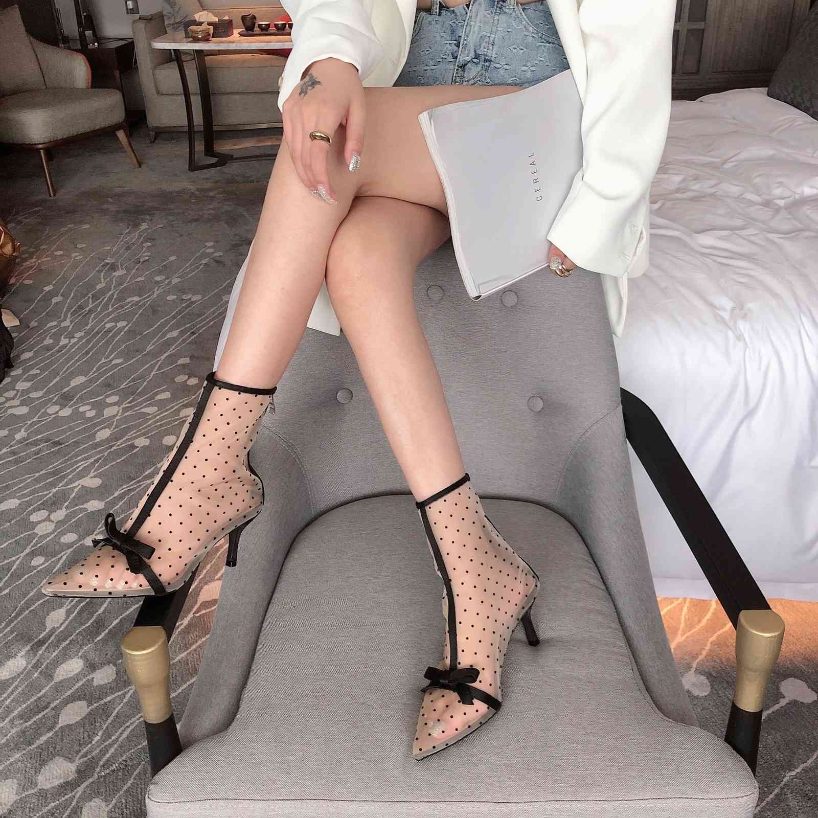 boots Korean-Style Sexy Pointed Mesh Polka Dot Breathable Hollow Bow Stiletto Ankle Boots for Women, White
boots Korean-Style Sexy Pointed Mesh Polka Dot Breathable Hollow Bow Stiletto Ankle Boots for Women, White