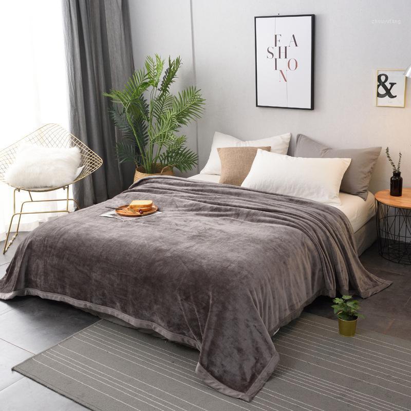 Blankets Solid Color Coral Fleece Blanket For Bed Soft Quilt Bedspread Cover Throw Napping Air Conditioning Flannel Warm
Blankets Solid Color Coral Fleece Blanket For Bed Soft Quilt Bedspread Cover Throw Napping Air Conditioning Flannel Warm