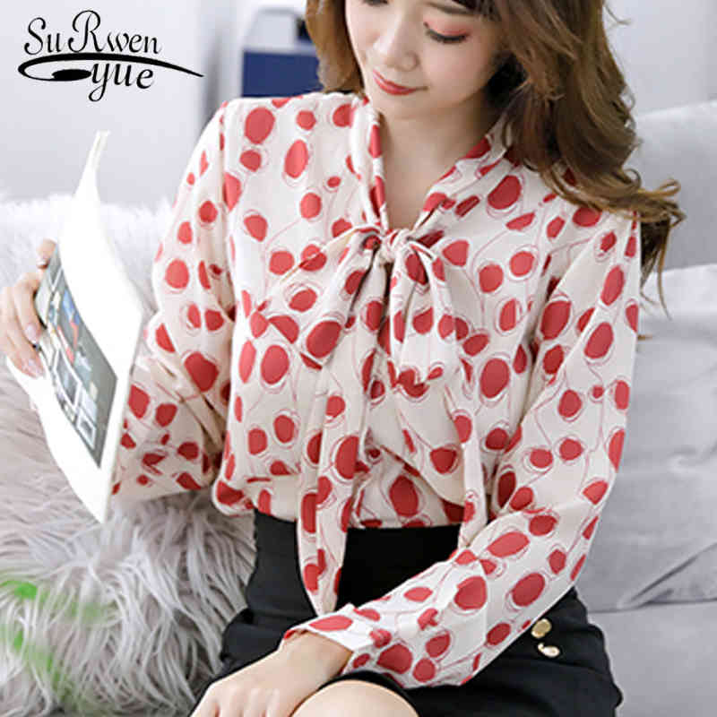 Vintage Cardigan Polka Dot Women Blouse Chiffon Casual Long Sleeve Bow Collar Printing Blouse Women Shirt Camisas Mujer 6616 50 210518, Picture color
Vintage Cardigan Polka Dot Women Blouse Chiffon Casual Long Sleeve Bow Collar Printing Blouse Women Shirt Camisas Mujer 6616 50 210518, Picture color
