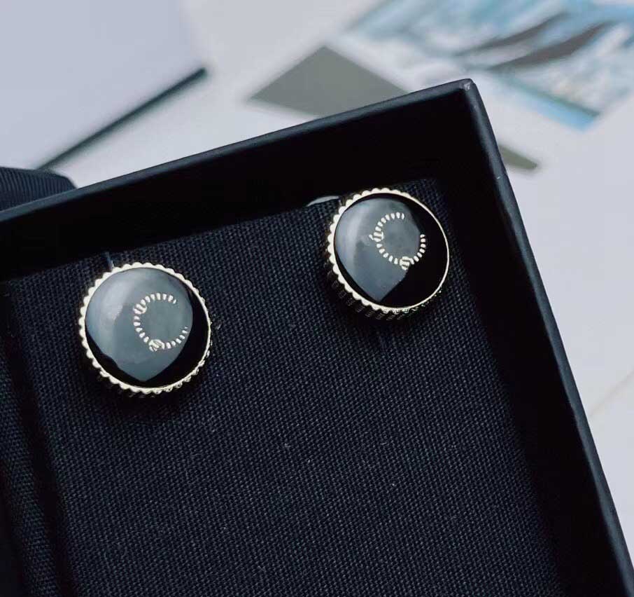 2022 Top quality charm small round shape stud earring with black enamel color in 18k gold plated for women wedding jewelry gift have box stmap PS7464