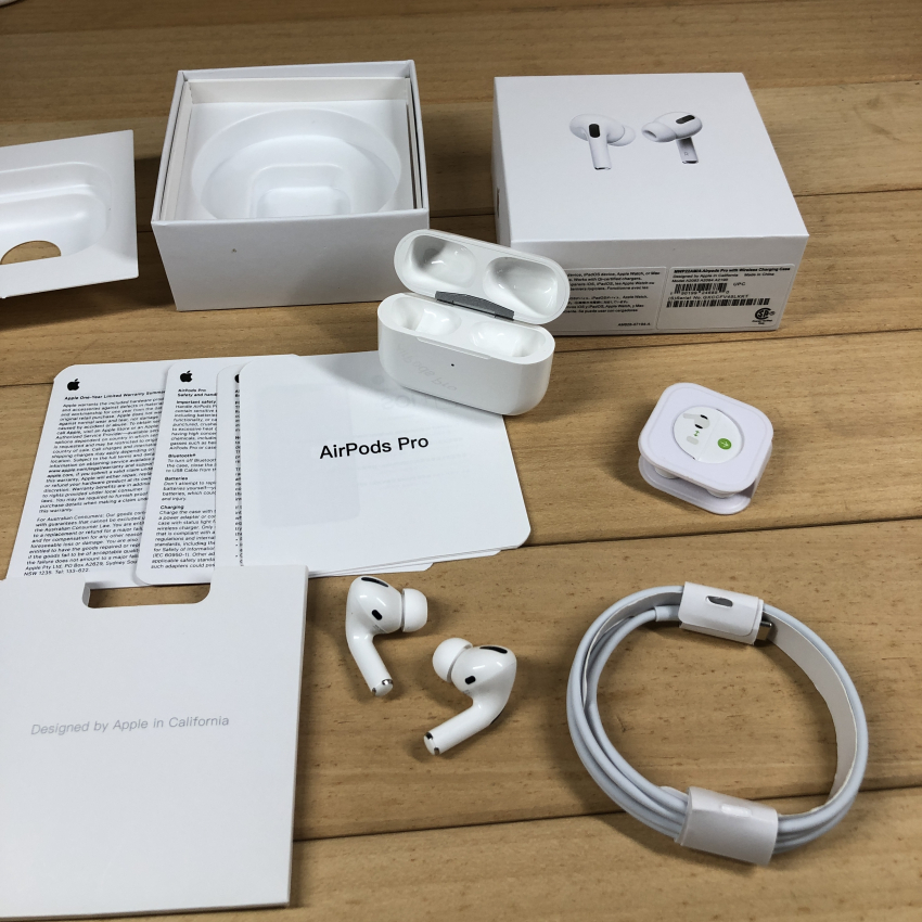 Airpods Pro Air Pods gen 2 H1 chip Transparency Cellp hone Earphones Metal hinge cases wirless headphones Supercopy Earbuds, White
Airpods Pro Air Pods gen 2 H1 chip Transparency Cellp hone Earphones Metal hinge cases wirless headphones Supercopy Earbuds, White