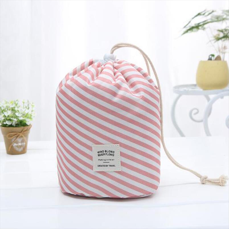 waterproof drum shape cosmetic bag travel large capacity multifunctional elegant storage organizer makeup bags
waterproof drum shape cosmetic bag travel large capacity multifunctional elegant storage organizer makeup bags