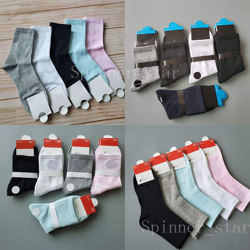 Fashion High-quality Men and Women Four Seasons Comfortable Socks Long Cotton Breathable Outdoor Sports Socks, Multi
Fashion High-quality Men and Women Four Seasons Comfortable Socks Long Cotton Breathable Outdoor Sports Socks, Multi