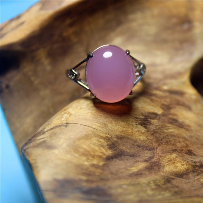Cluster Rings Wholesale Fashion Jewelry Pink Chalcedony Euro-American Special Silver Plating Ring For Women Feature Concise Namour Charm Gif
Cluster Rings Wholesale Fashion Jewelry Pink Chalcedony Euro-American Special Silver Plating Ring For Women Feature Concise Namour Charm Gif