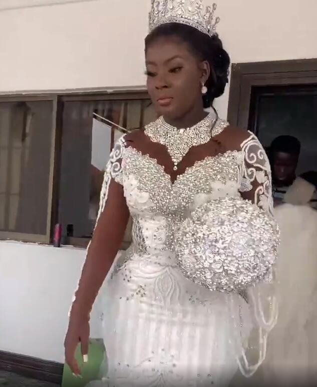 2021 Plus Size Arabic Aso Ebi Luxurious Mermaid Sexy Wedding Dress Beaded Crystals Lace Long Sleeves Bridal Gowns Dresses ZJ268