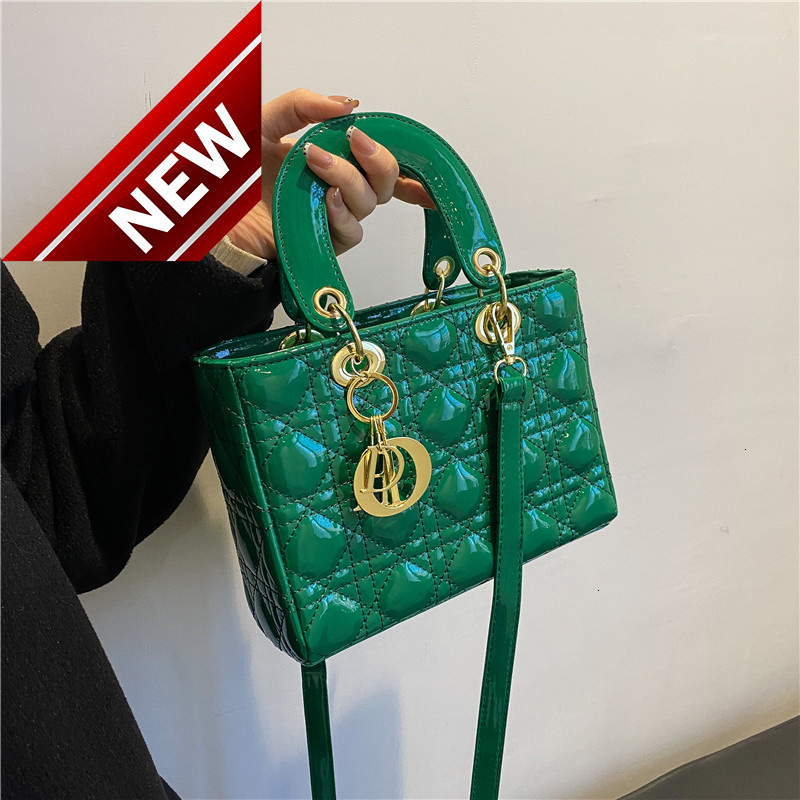 Diana Female 2022 New Fashion Korean Version Lingge Embroidered Wire High Texture Small Square Bag Single Shoulder Messenger, White
Diana Female 2022 New Fashion Korean Version Lingge Embroidered Wire High Texture Small Square Bag Single Shoulder Messenger, White
