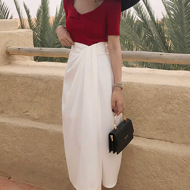 TWOTWINSTYLE Vintage Irregular Side Split Skirt Women High Waist Asymmetrical Ruched Skirts For Female Fashion Clothing 210619