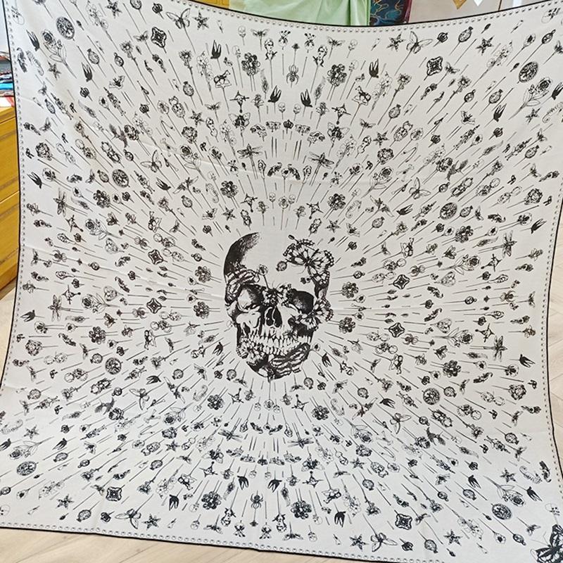 scarves skull print women winter cashmere scarf shawl 2021 ladies large square pashmina blanket cape wraps foulard, Blue;gray
scarves skull print women winter cashmere scarf shawl 2021 ladies large square pashmina blanket cape wraps foulard, Blue;gray