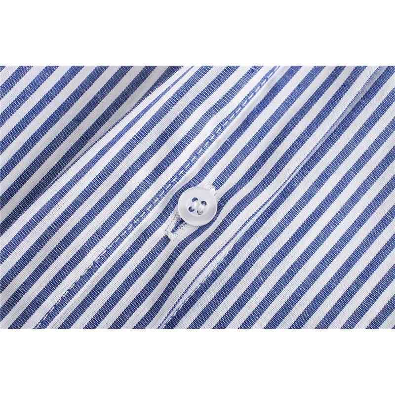 Streetwear Women Blue Striped Shirts Fashion Ladies Cotton Loose Tops Causal Female Chic Turn Down Collar Blouses 210430