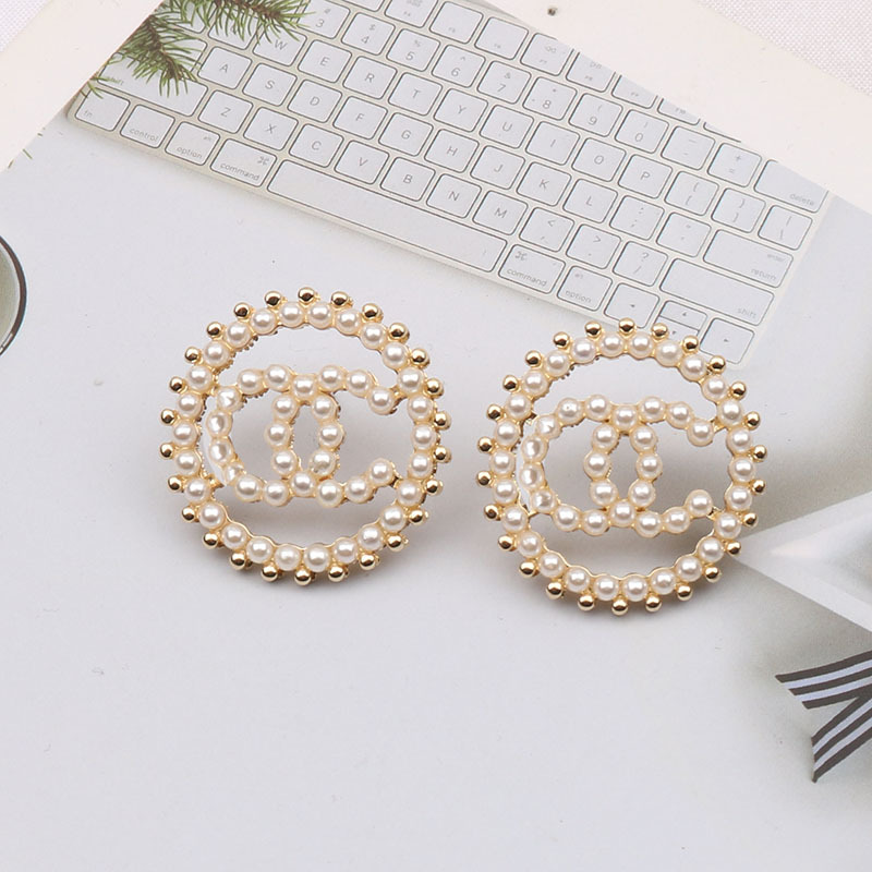 18K Gold Plated 925 Silver Luxury Brand Designers Letters Stud Flower Geometric Famous Women Round Crystal Rhinestone Pearl Earring Wedding Party Jewerlry 20 Style
18K Gold Plated 925 Silver Luxury Brand Designers Letters Stud Flower Geometric Famous Women Round Crystal Rhinestone Pearl Earring Wedding Party Jewerlry 20 Style