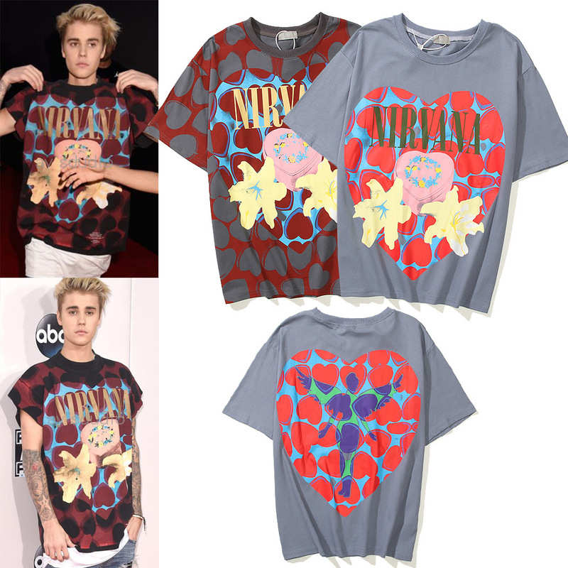 21ss Mens and Womens Tops Tees Bieber same style Nirvana heart box full printed Short Sleeve T-Shirts Cotton Shirt
21ss Mens and Womens Tops Tees Bieber same style Nirvana heart box full printed Short Sleeve T-Shirts Cotton Shirt