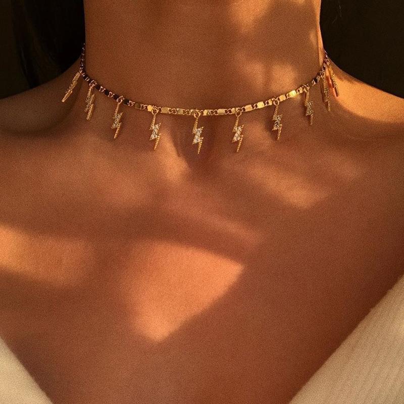 Chokers 2021 Crystal Ligthning Tassel Choker Necklace Punk Neck Chain For Women Hip Hop Statement Collar Fashion Trendy Jewelry
Chokers 2021 Crystal Ligthning Tassel Choker Necklace Punk Neck Chain For Women Hip Hop Statement Collar Fashion Trendy Jewelry