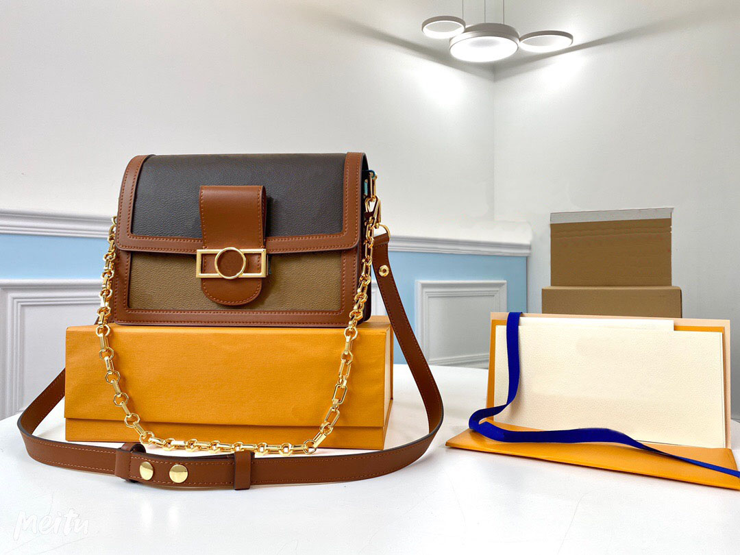 M44391-high qulity classic womens handbags,Totes,flower ladies composite tote Genuine leather Luxurys Designers handbag clutch shoulder bags
M44391-high qulity classic womens handbags,Totes,flower ladies composite tote Genuine leather Luxurys Designers handbag clutch shoulder bags