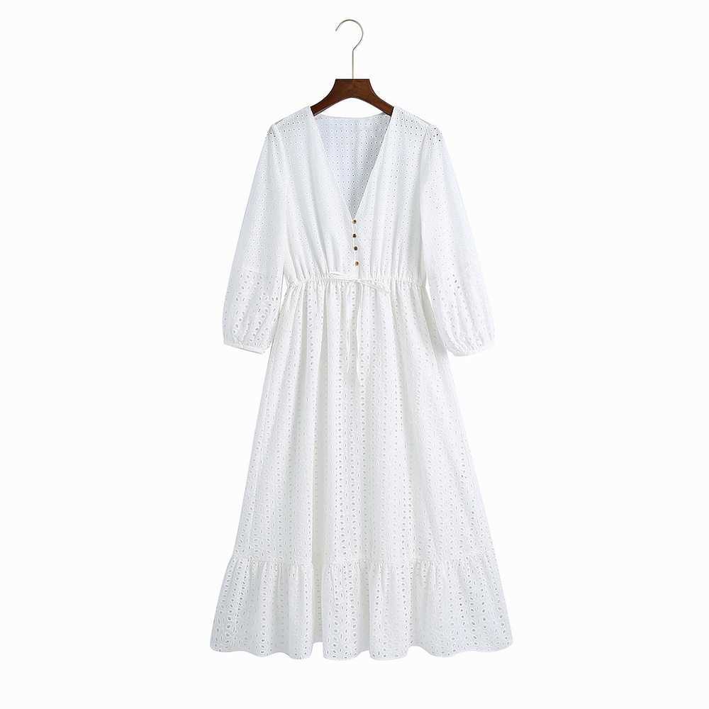 Women White Lace Dress Summer Fashion V-Neck Hollow Out Embroidery Modern Lady Vestido Sundress 210602
Women White Lace Dress Summer Fashion V-Neck Hollow Out Embroidery Modern Lady Vestido Sundress 210602