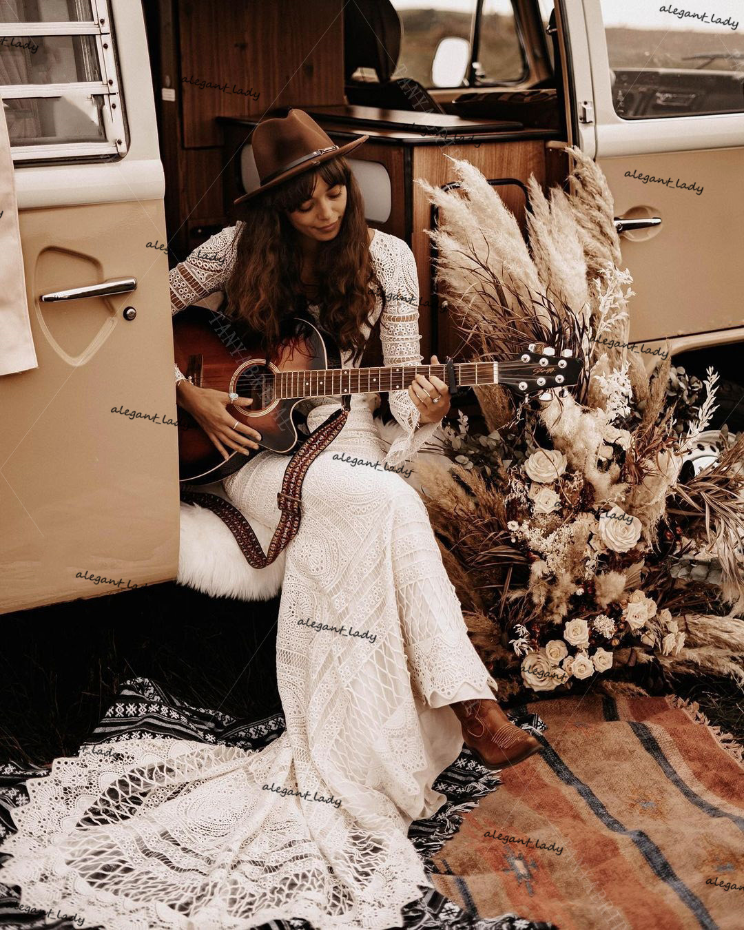 Crochet Lace Bohemian Wedding Dresses Lace Up V-Neck long sleeve Bridal Gowns Striking Dreamy Engagement Gowns Abiti Da Sposa