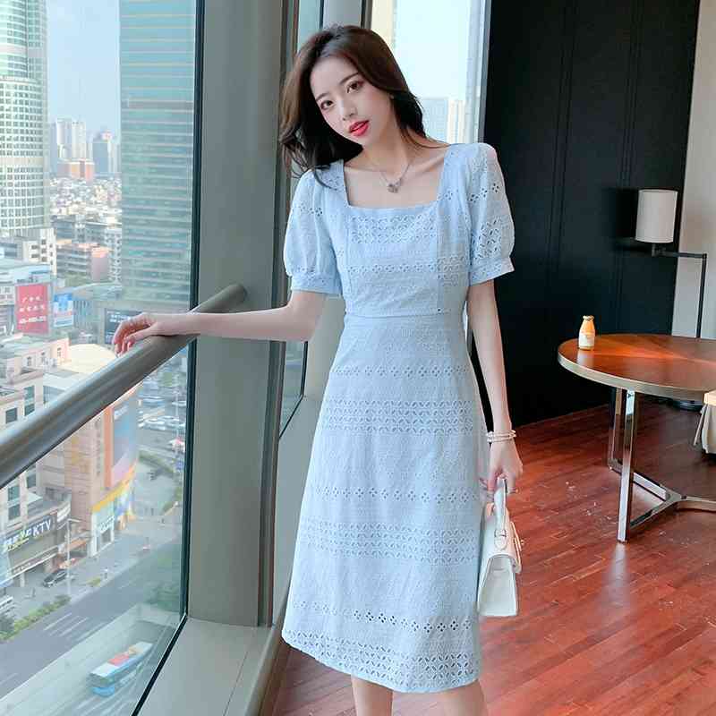 Retro Square Collar Slim Waist Women Summer Dress Elegant Puff- Sleeve White Female Lace Hollow Out Embroidery 210520