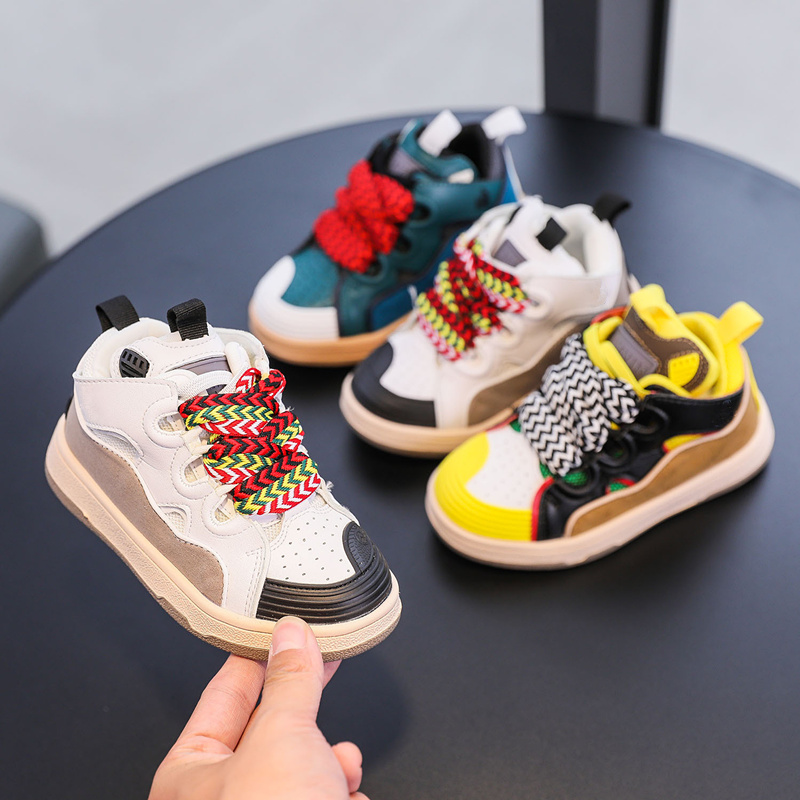kids Casual High Quality Boy Girls Fashion Sneakers Party Platforms Daddy shoes Vintage bread shoes size 26-35
kids Casual High Quality Boy Girls Fashion Sneakers Party Platforms Daddy shoes Vintage bread shoes size 26-35
