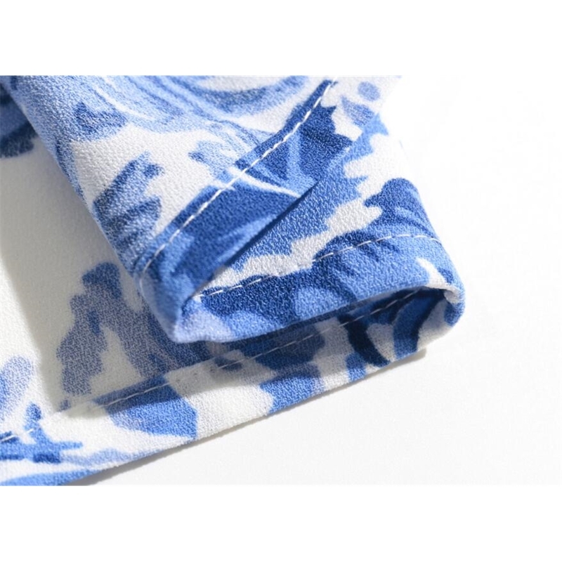 Retro Long Puff Sleeve Blue white Floral Print Shirt Women Single-breasted buttons Slim Waist Short Blouse Girl's Tops 210429