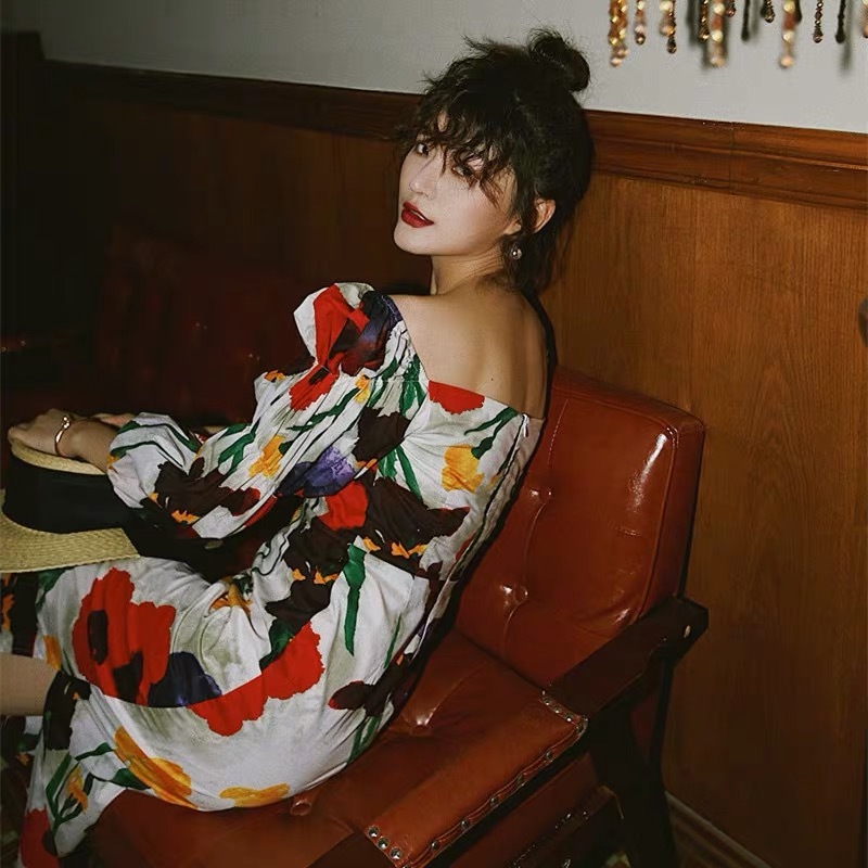 Elegant Lady s Square Collra Vintage Midi Dress Floral Print Long Puff Sleeve Bodycon Women High Fashion 210421