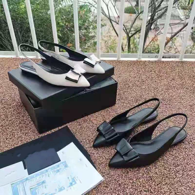 2021 sandal The latest fashion goddess slope heel sandals high quality comfortable feet beautiful elegant temperament you are worth, White
2021 sandal The latest fashion goddess slope heel sandals high quality comfortable feet beautiful elegant temperament you are worth, White