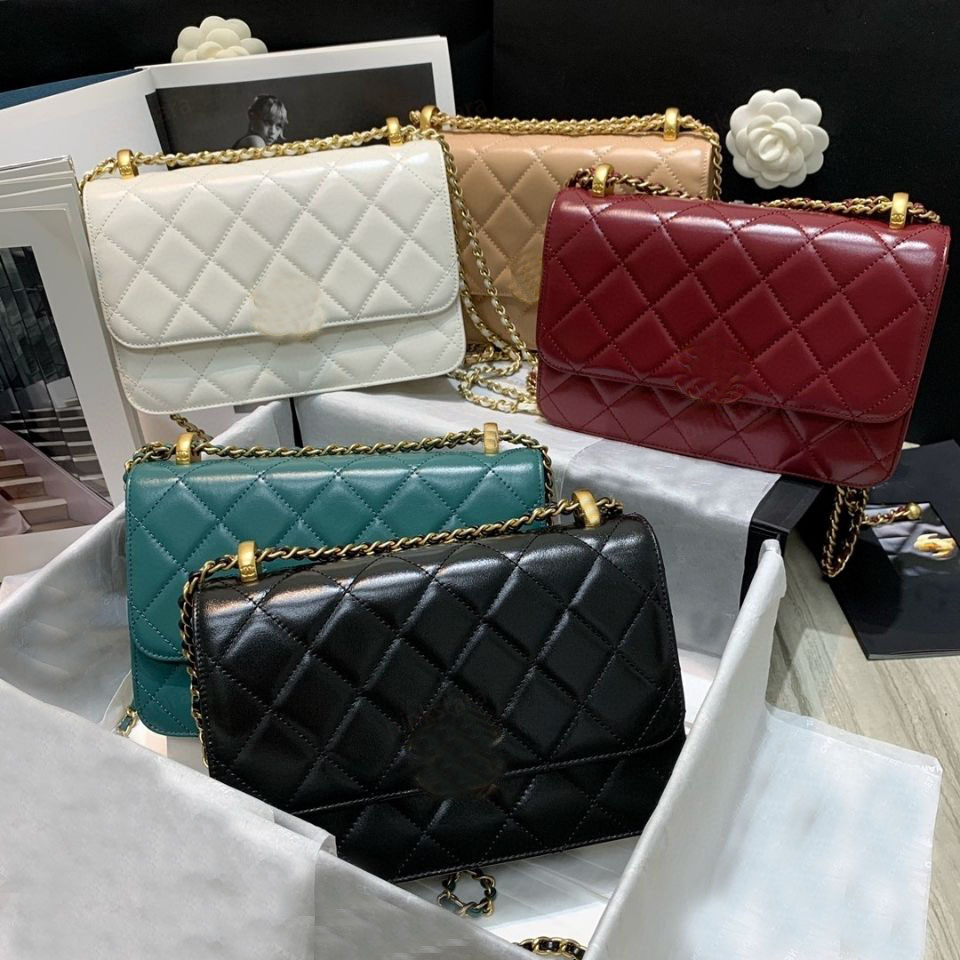 Designer luxury storage bag 2021 new double gold dome cover diamond chain single shoulder messenger, Red
Designer luxury storage bag 2021 new double gold dome cover diamond chain single shoulder messenger, Red