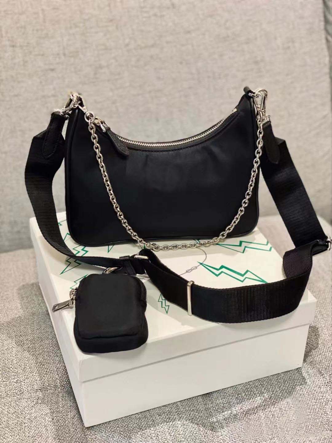 Shoulder Bags High quality oylon Handbags Best Selling Fashion P Brand Chain Bags, Beige
Shoulder Bags High quality oylon Handbags Best Selling Fashion P Brand Chain Bags, Beige