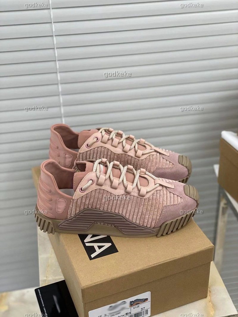 Children's shoes 2021 sneakers Women Men Casual Luxury Designer Lates P Cloudbust Thunder Lace up 19FW Capsule Series Color Matching Platform, Black;red
Children's shoes 2021 sneakers Women Men Casual Luxury Designer Lates P Cloudbust Thunder Lace up 19FW Capsule Series Color Matching Platform, Black;red