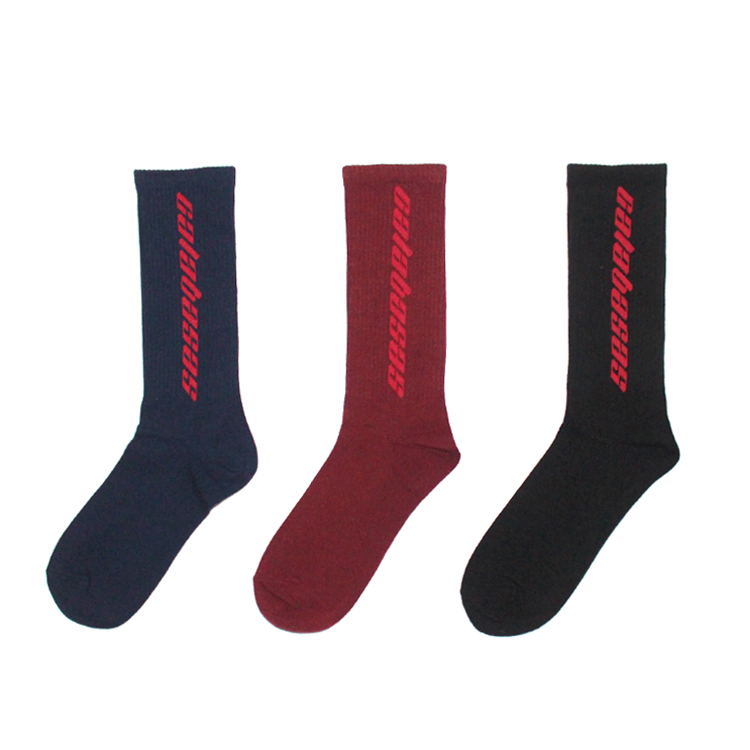 SEASON 4 CALABASAS Socks Skateboard 3 Pairs/lot Fashion Crew Male Tide Street Europe Hip Hop