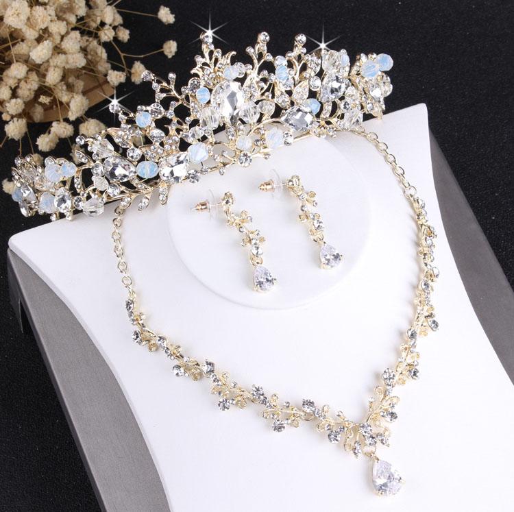 Wedding Jewelry Sets Baroque Noble Crystal Bridal Vintage Gold Fashion Tiara Necklace Earrings For Bride Hair Ornaments, Slivery;golden
Wedding Jewelry Sets Baroque Noble Crystal Bridal Vintage Gold Fashion Tiara Necklace Earrings For Bride Hair Ornaments, Slivery;golden