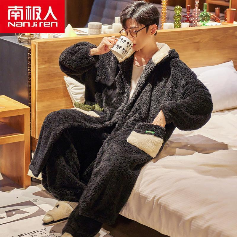 Men's Sleepwear NANJIREN Men Clothing Pajamas Set Cardigan Casual Polyester Thick V-Neck Warm Long Sleeves Coral Fleece For, Black;brown
Men's Sleepwear NANJIREN Men Clothing Pajamas Set Cardigan Casual Polyester Thick V-Neck Warm Long Sleeves Coral Fleece For, Black;brown