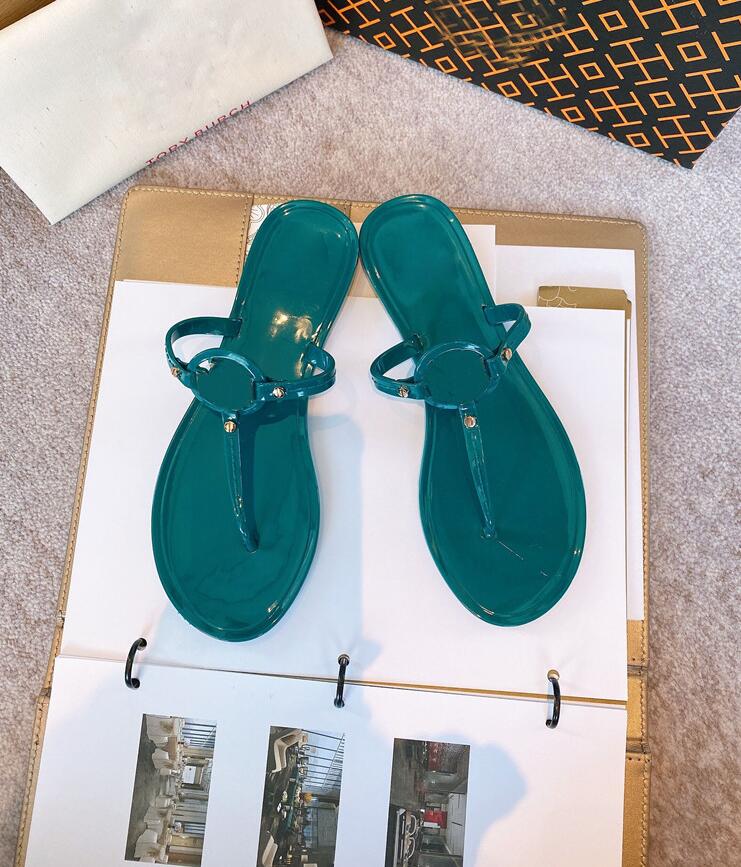 2021 07 New Summer Women's Casual Sandals Loafers Flat Shoes Flip-Flops Sandals Fashion Luxury
2021 07 New Summer Women's Casual Sandals Loafers Flat Shoes Flip-Flops Sandals Fashion Luxury