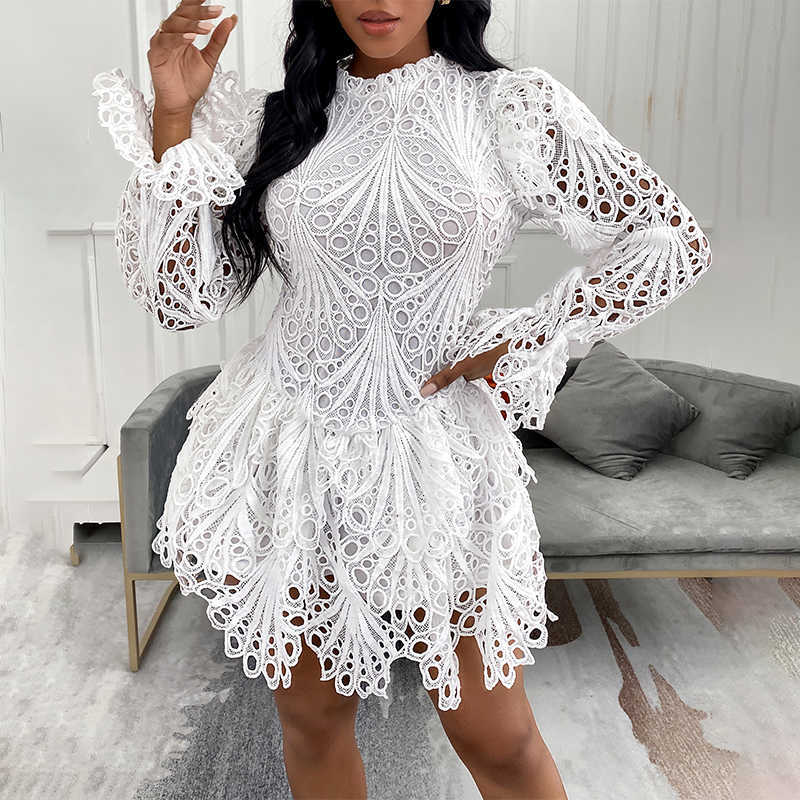 Fashion Clubwear Women Sexy Lace Mini Dress Female Mini Crochet Hollow-out Flare Sleeve Lady Party Dress 210716