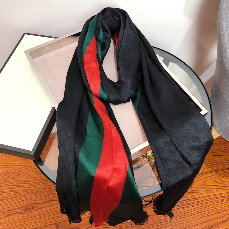 2021 Winter and Summer Scarf Women Cashmere Scarfs Fashion Warm Foulard Lady Horse Scarves Color Matching Thick Soft Shawls Wraps With Box #14, Blue;gray
2021 Winter and Summer Scarf Women Cashmere Scarfs Fashion Warm Foulard Lady Horse Scarves Color Matching Thick Soft Shawls Wraps With Box #14, Blue;gray