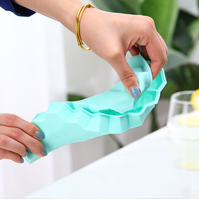 1Pcs With Cover/no Cover Honeycomb Shape Ice Cube Mold for Summer Multi Purpose Whiskey Cocktail Kitchen Tools Reusable