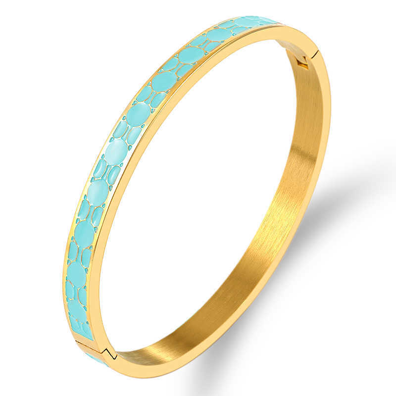 Luxury Blue Enamel Design Bracelet & Bangles Stainless Steel Bangle Gold Jewelry for Women Love Wedding Brand Gift Bijoux Femme Q0719
Luxury Blue Enamel Design Bracelet & Bangles Stainless Steel Bangle Gold Jewelry for Women Love Wedding Brand Gift Bijoux Femme Q0719