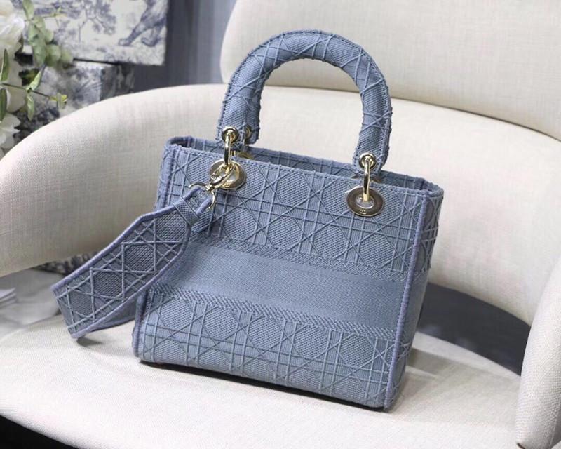 Fashion Women Shoulder Bags Crochet Weave Pillow Bag Luxurys Designers SHandbag Messenger Totes Vintage Handbags Crossbody Clutch Wallet Handbag Tote
Fashion Women Shoulder Bags Crochet Weave Pillow Bag Luxurys Designers SHandbag Messenger Totes Vintage Handbags Crossbody Clutch Wallet Handbag Tote