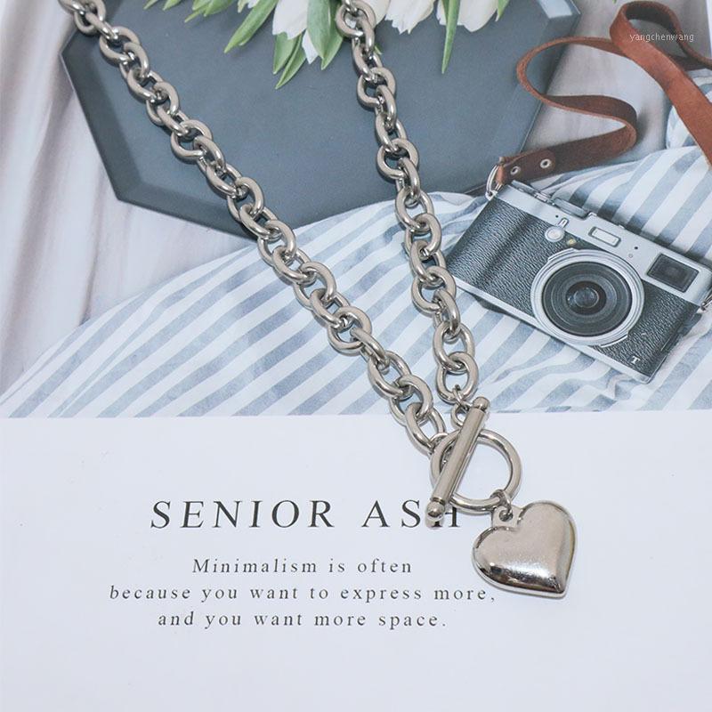Chains Heart Pendant Necklace For Women Silver Color Thick Chain OT Buckle Collar Punk Jewelry Gift
Chains Heart Pendant Necklace For Women Silver Color Thick Chain OT Buckle Collar Punk Jewelry Gift