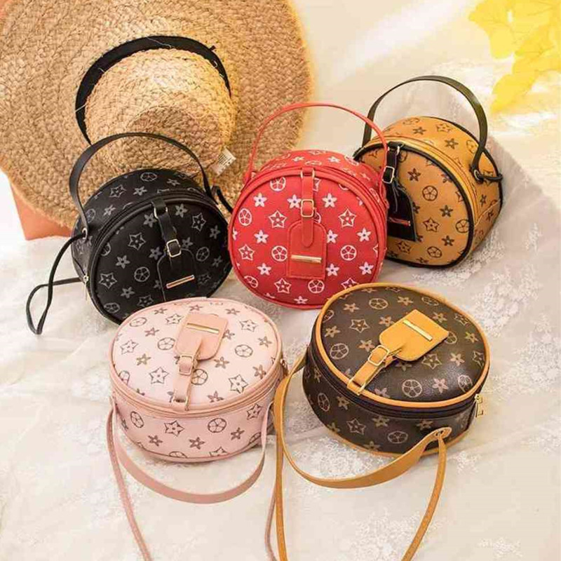 kids girls handbags mini purse tote bags for children fashion designers flower One Shoulder Messenger Handbag round cake Bag G502PL9, Black
kids girls handbags mini purse tote bags for children fashion designers flower One Shoulder Messenger Handbag round cake Bag G502PL9, Black